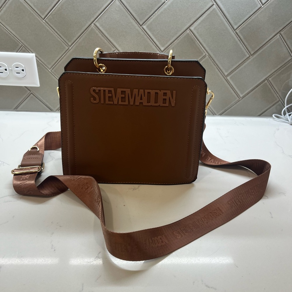 Steve Madden Tan Crossbody Bag with Gold Details